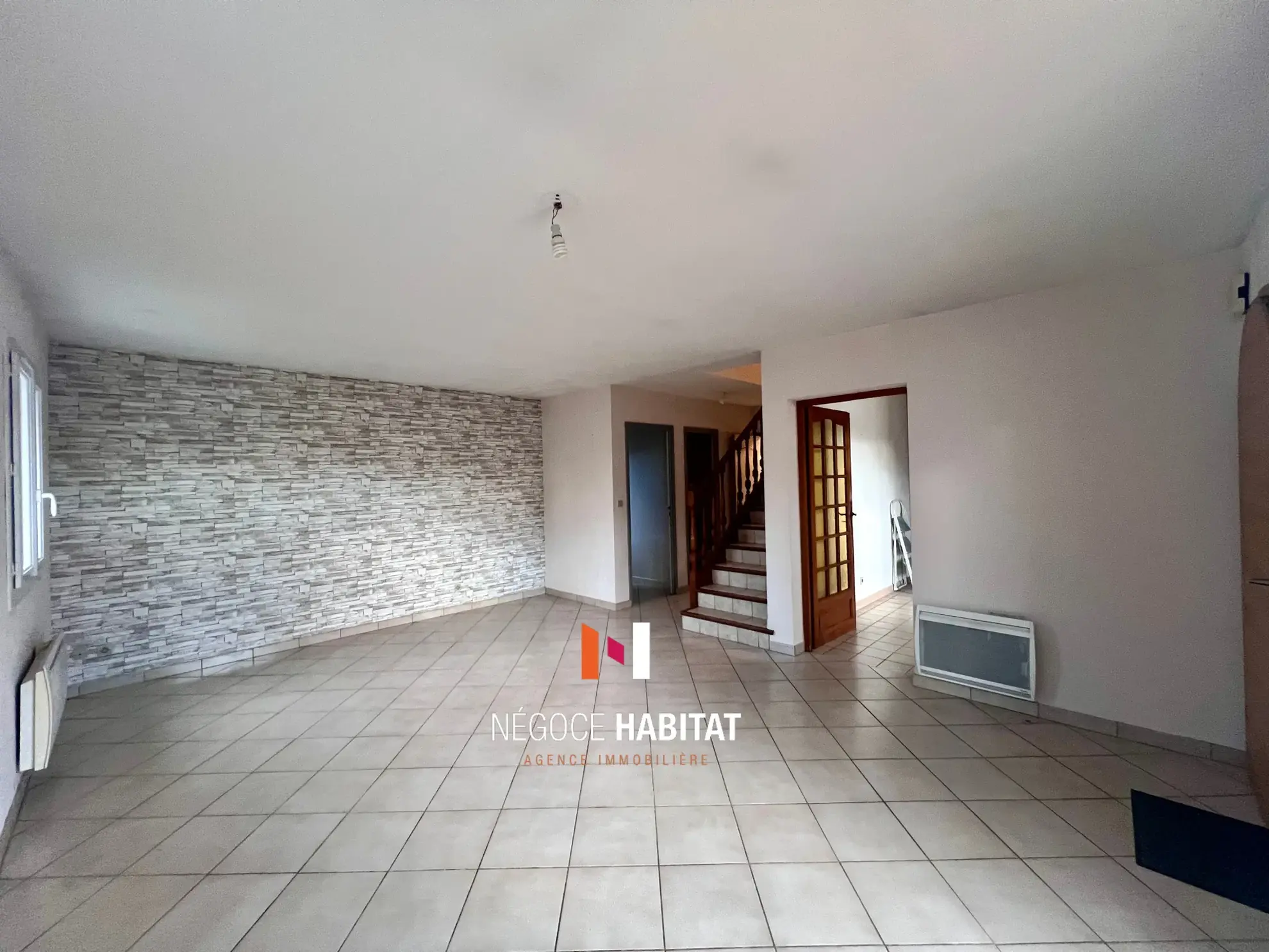Maison T3 à Lunel de 73 m² avec garage et jardin - Idéal investissement 