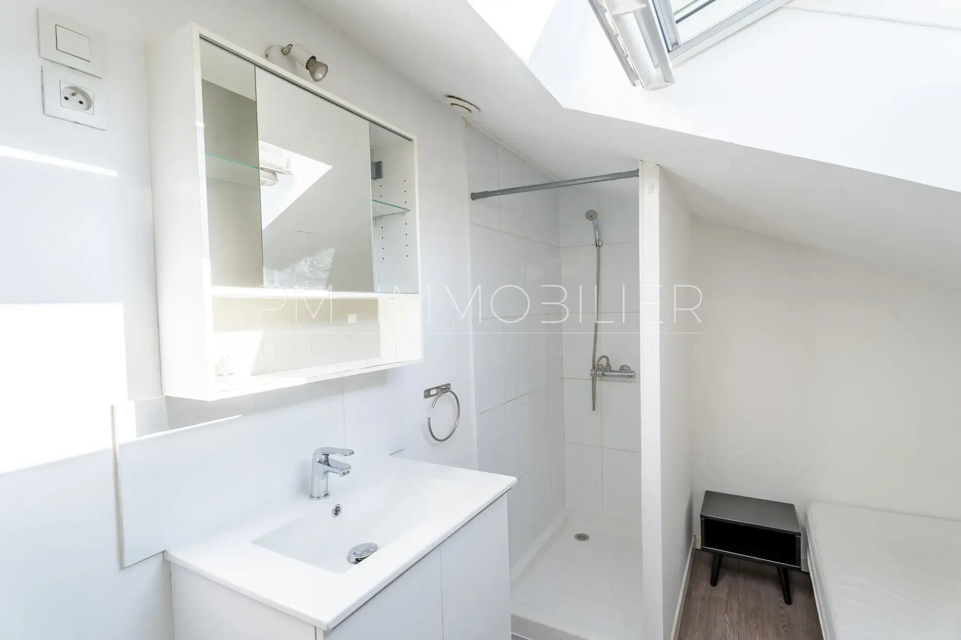 Studio à vendre à Marseille Saint-Marcel – Idéal investissement, 26 m², dernier étage, calme 