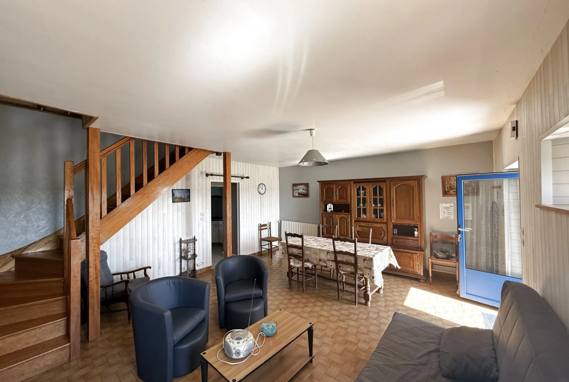 Vente de deux maisons avec grand terrain à Plouneour Trez entre terre et mer 