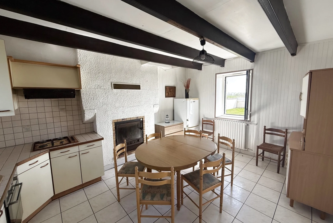 Vente de deux maisons avec grand terrain à Plouneour Trez entre terre et mer 