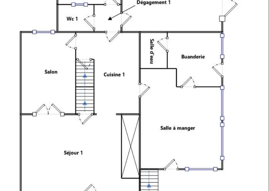 Maison ancienne à Darazac de 140 m² avec grand potentiel et terrain 