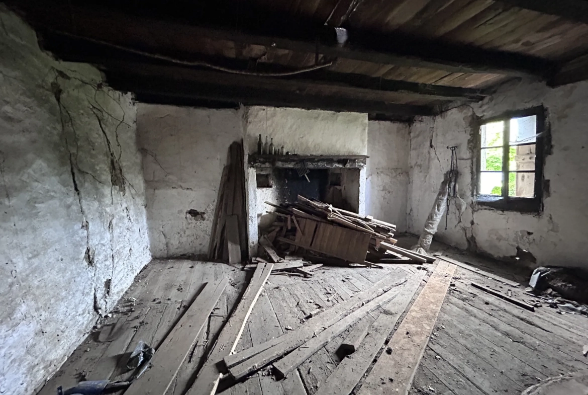 Maison à rénover à vendre à proximité d'Argentat, 60 m² 
