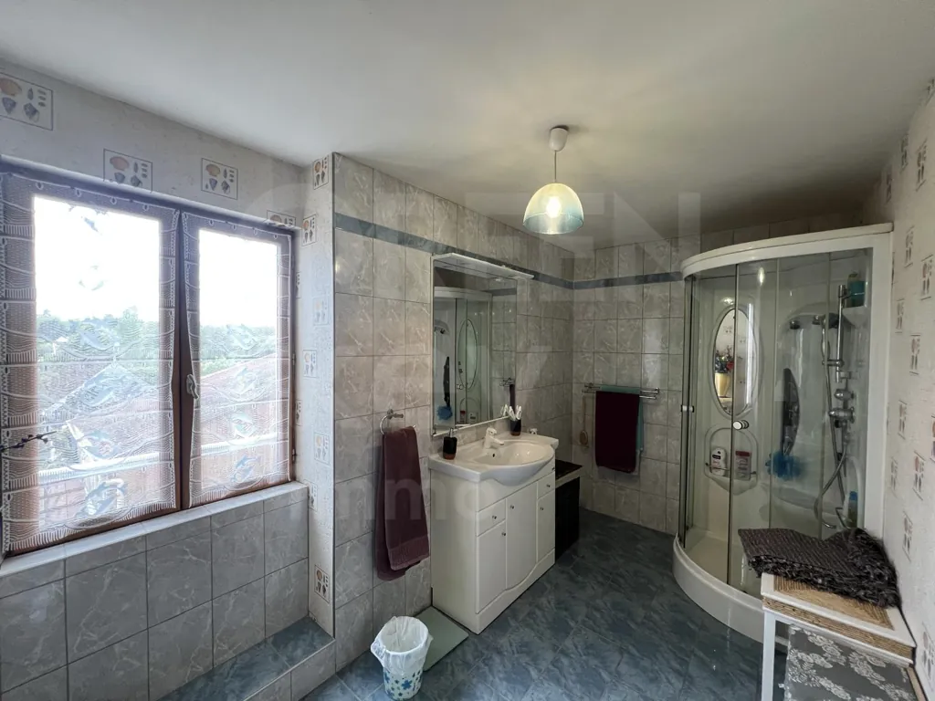 Maison à vendre à Bléneau (89220) - 5 pièces, 98,2 m² avec jardin 