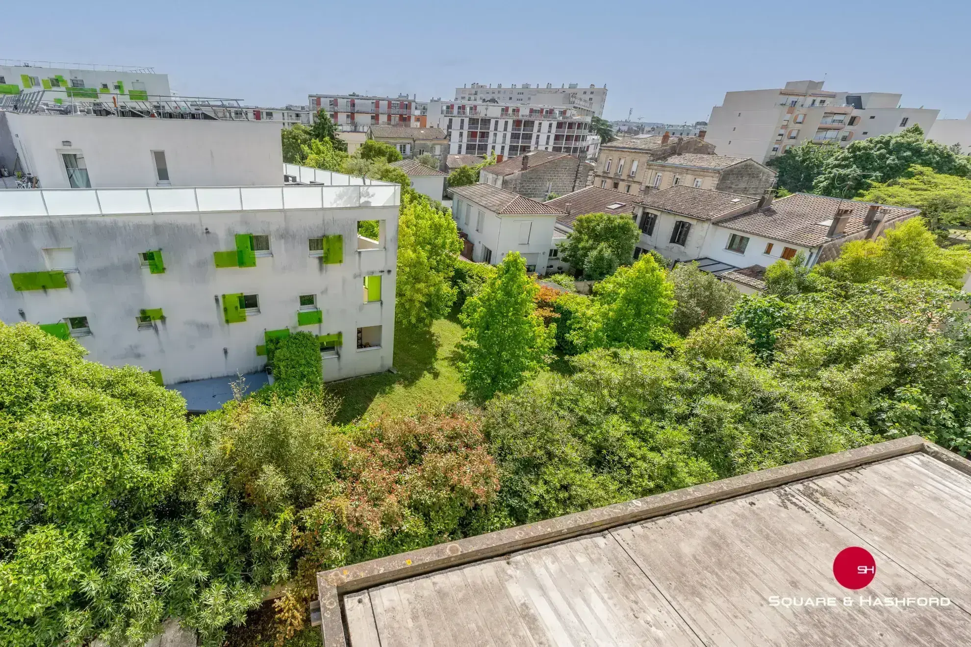 Appartement T1 avec balcon et parking à Bordeaux 
