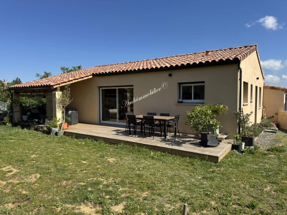 Vente maison récente de plain-pied à Limoux avec jardin et garage