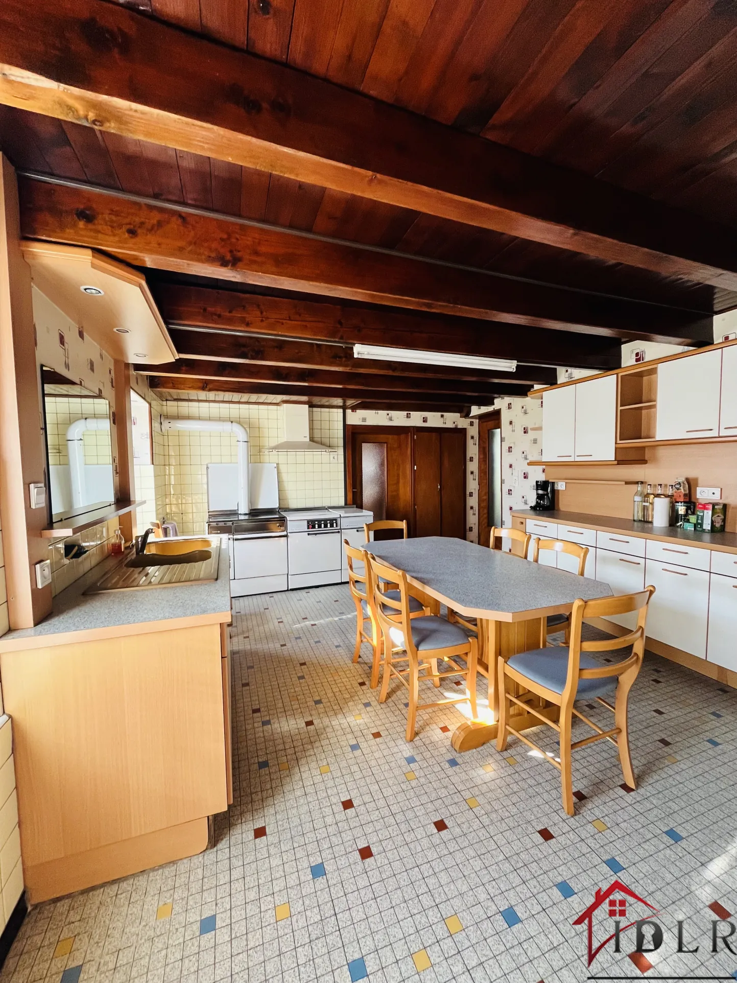 Charmante ferme rénovée de 130 m² avec dépendance sur 10 ares 55 à Hericourt 