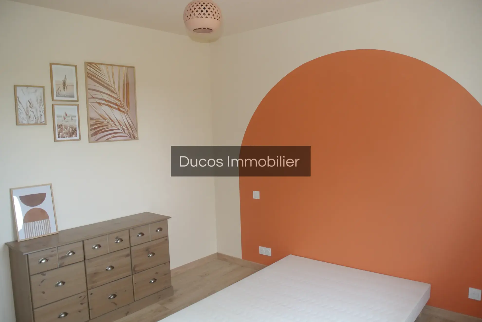 Maison rénovée avec terrasse proche centre-ville de Marmande 