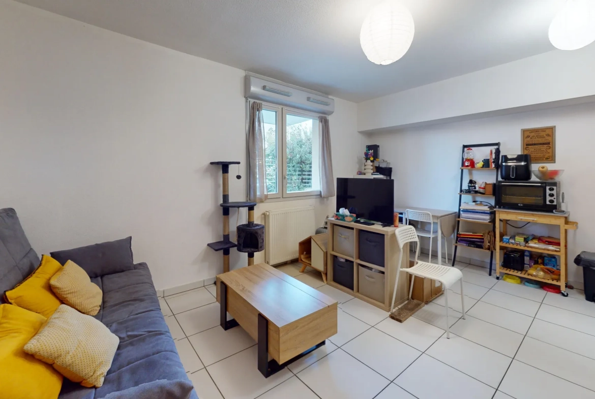 Appartement T1 à Toulouse de 27 m² proche métro, résidence récente 