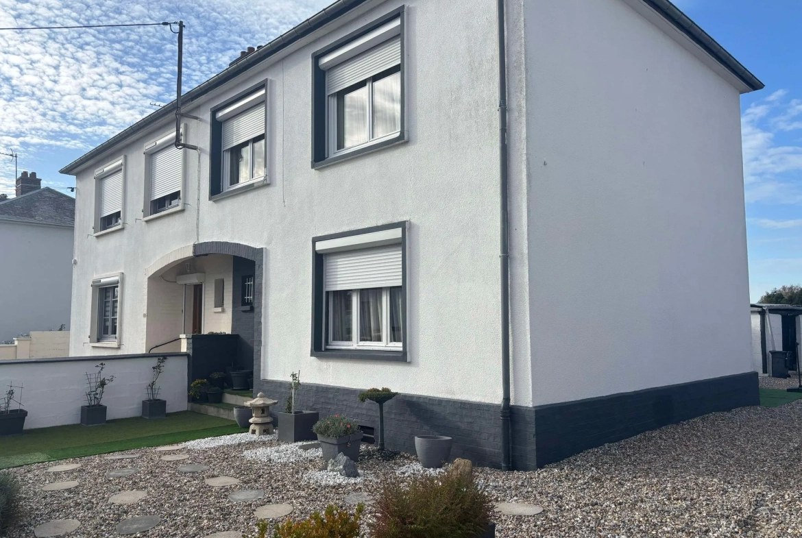 Maison rénovée avec garage et dépendances près de la baie de Somme 