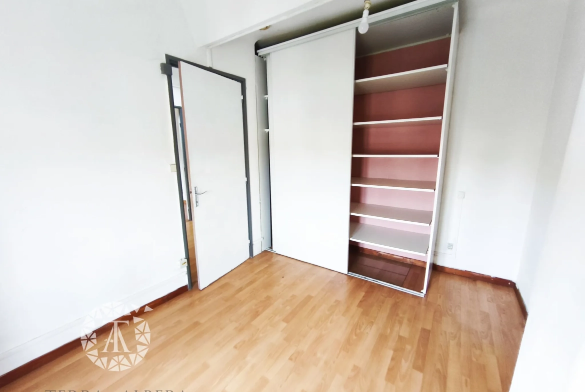 Charmant appartement T3 avec jardin à Saint Genis des Fontaines 