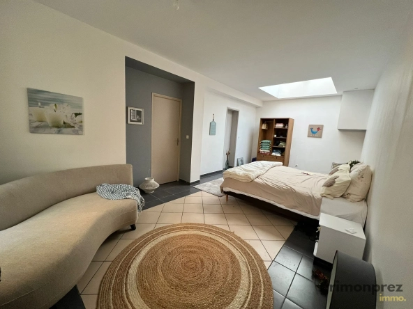 Maison spacieuse avec jardin et terrasse à vendre à Roubaix – Quartier recherché 