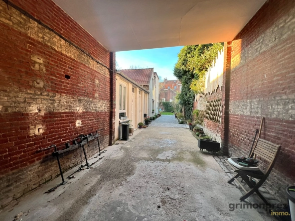 Maison spacieuse avec jardin et terrasse à vendre à Roubaix – Quartier recherché 