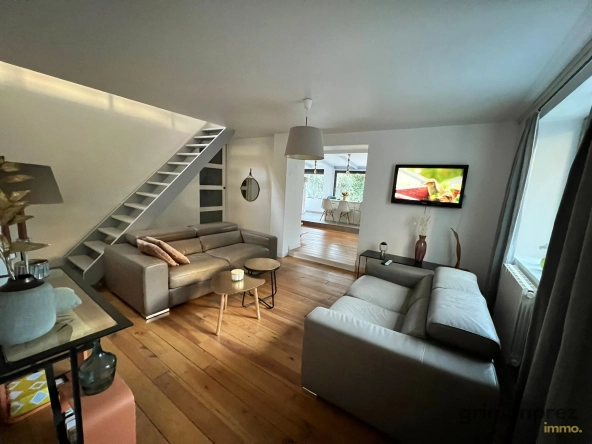 Maison spacieuse avec jardin et terrasse à vendre à Roubaix – Quartier recherché 