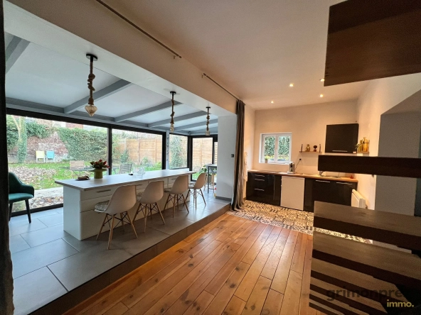 Maison spacieuse avec jardin et terrasse à vendre à Roubaix – Quartier recherché