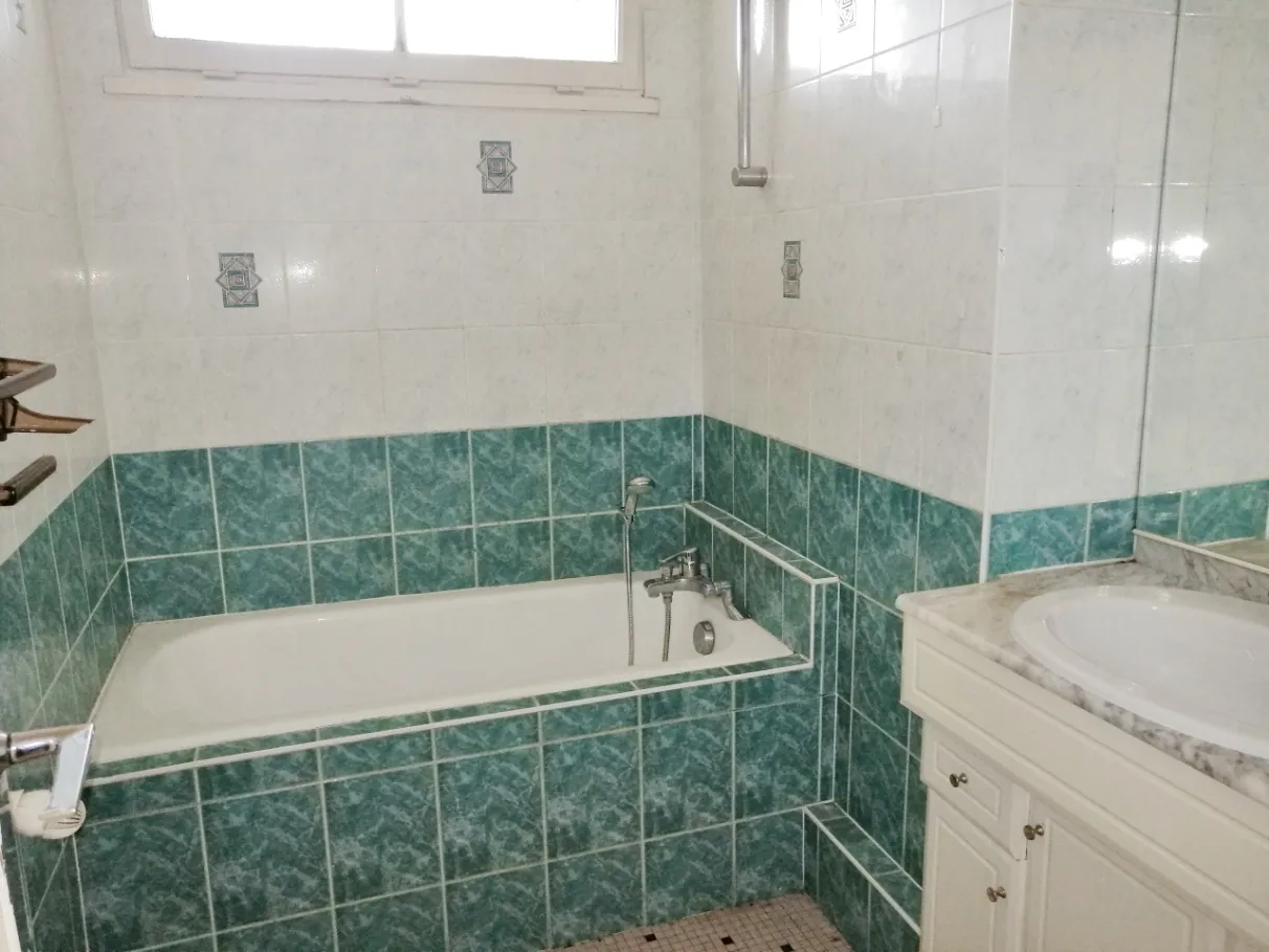 Appartement T3 à Nevers Centre avec Balcon et Cave 