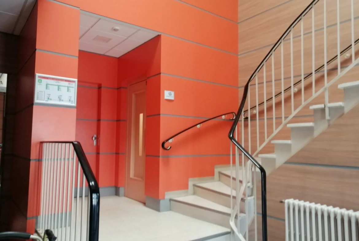 Appartement T3 à Nevers Centre avec Balcon et Cave 