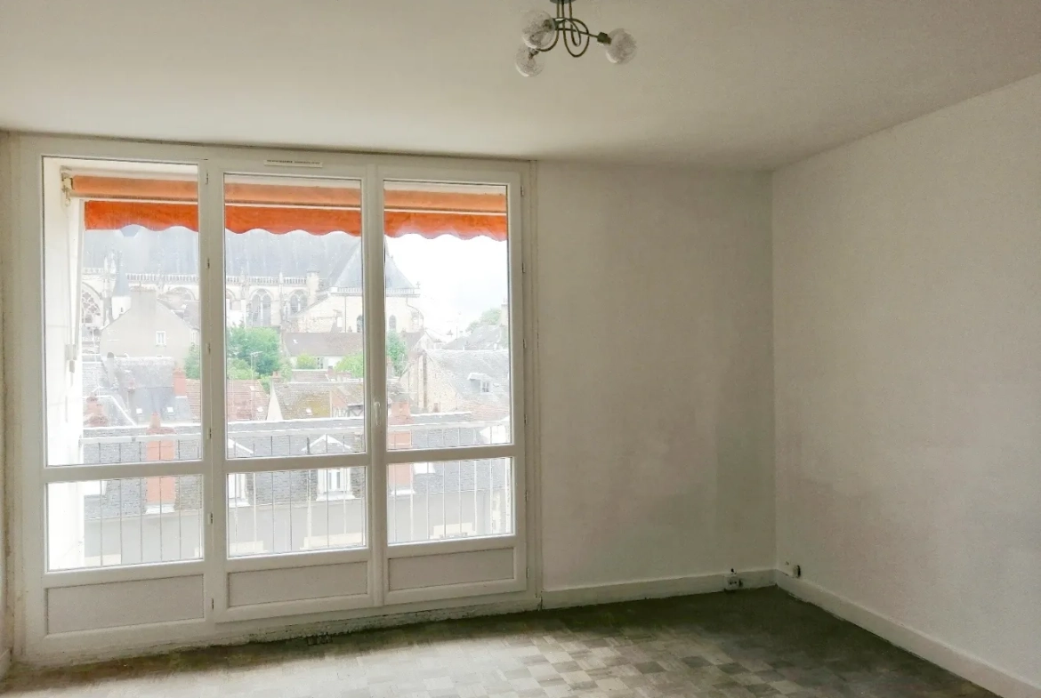 Appartement T3 à Nevers Centre avec Balcon et Cave 