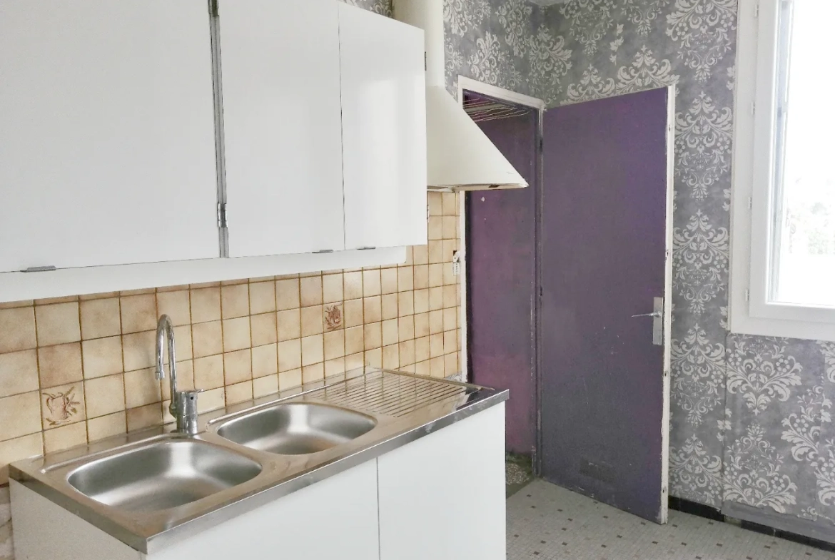 Appartement T3 à Nevers Centre avec Balcon et Cave 