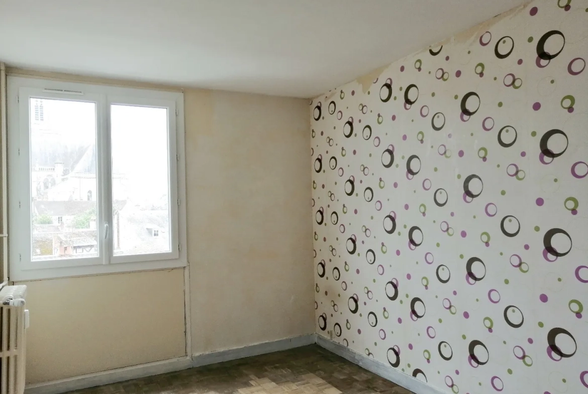 Appartement T3 à Nevers Centre avec Balcon et Cave 