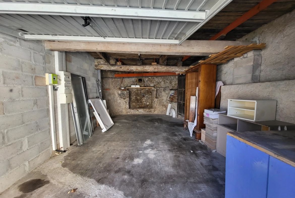 Maison de ville T4 avec garage à Sollies Toucas - Belle rénovation 