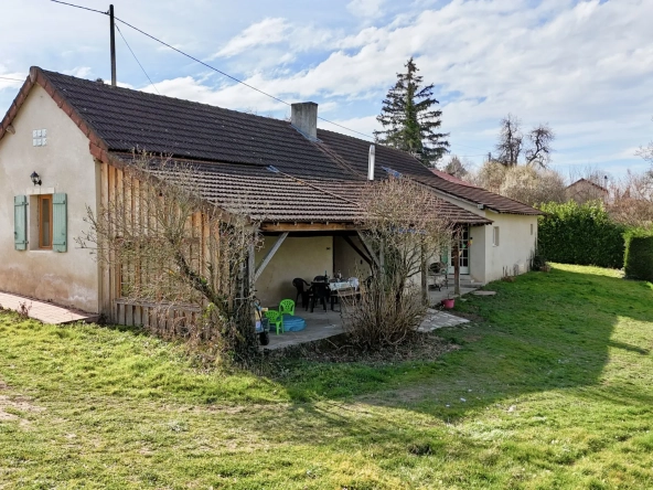 Longère de plain-pied à Vichy avec grand terrain et environnement paisible à vendre