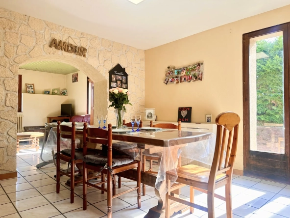 Longère de plain-pied à Vichy avec grand terrain et environnement paisible à vendre 