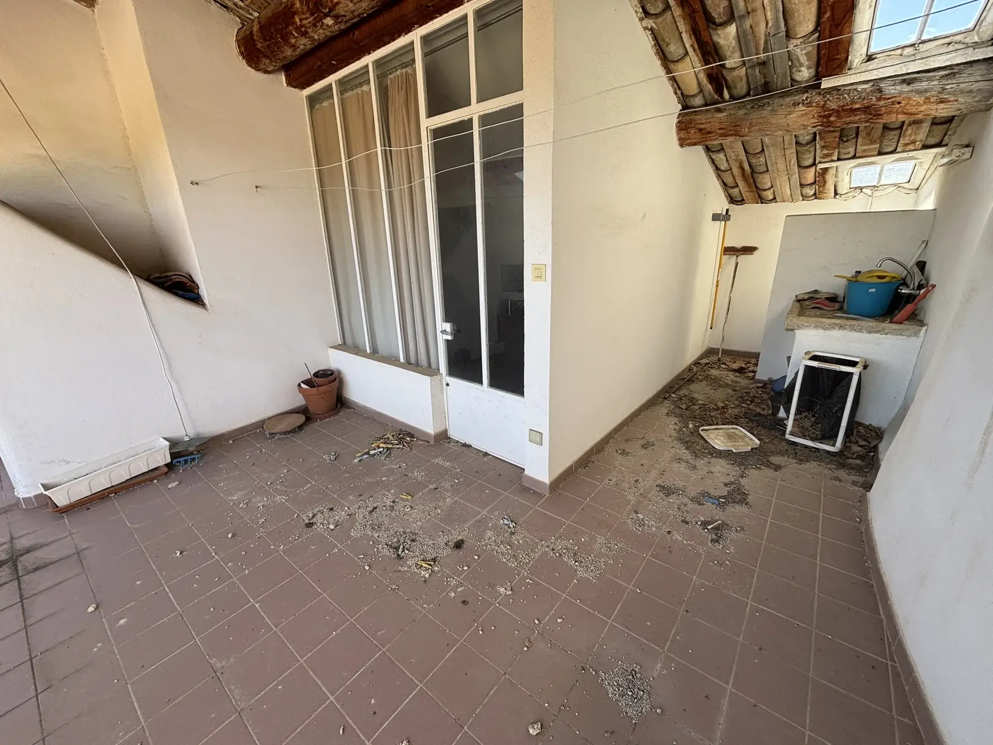 Maison de village à rénover avec terrasse dans le Barroux - Belle vue dégagée 