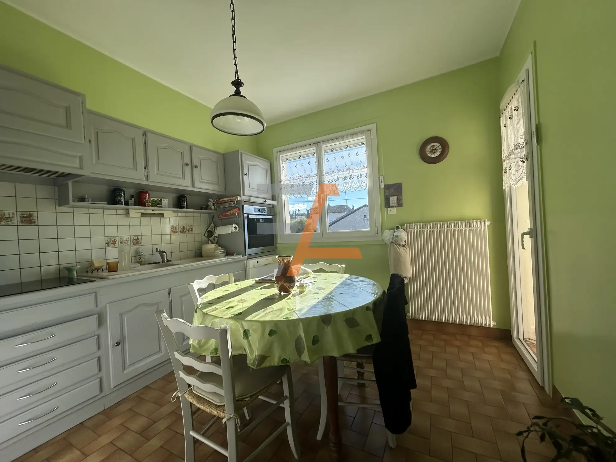 Villa 1975 avec vue dégagée à Saint-Julien-Chapteuil – 175 m², 4 chambres 