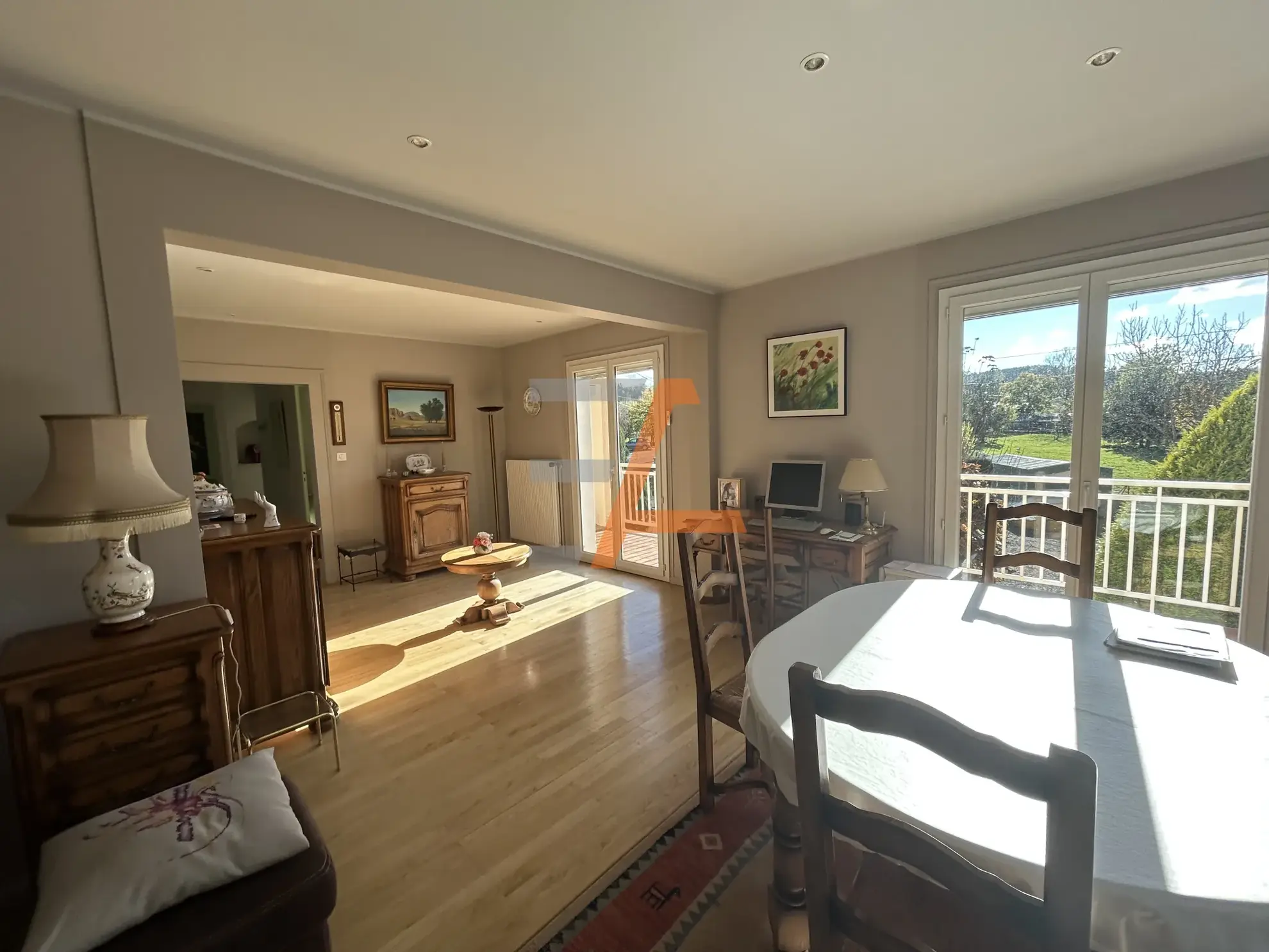 Villa 1975 avec vue dégagée à Saint-Julien-Chapteuil – 175 m², 4 chambres 