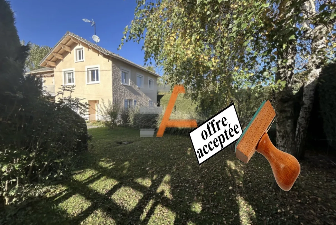 Villa 1975 avec vue dégagée à Saint-Julien-Chapteuil – 175 m², 4 chambres 