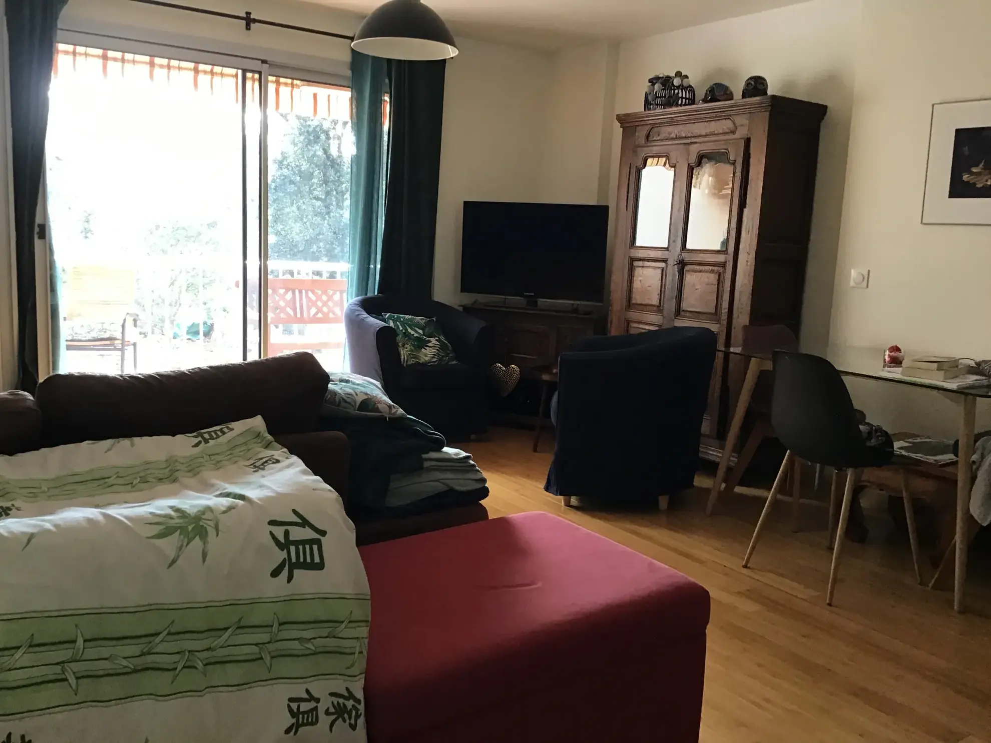 Appartement 4 pièces lumineux de 79 m² avec parking et terrasse à Grasse 