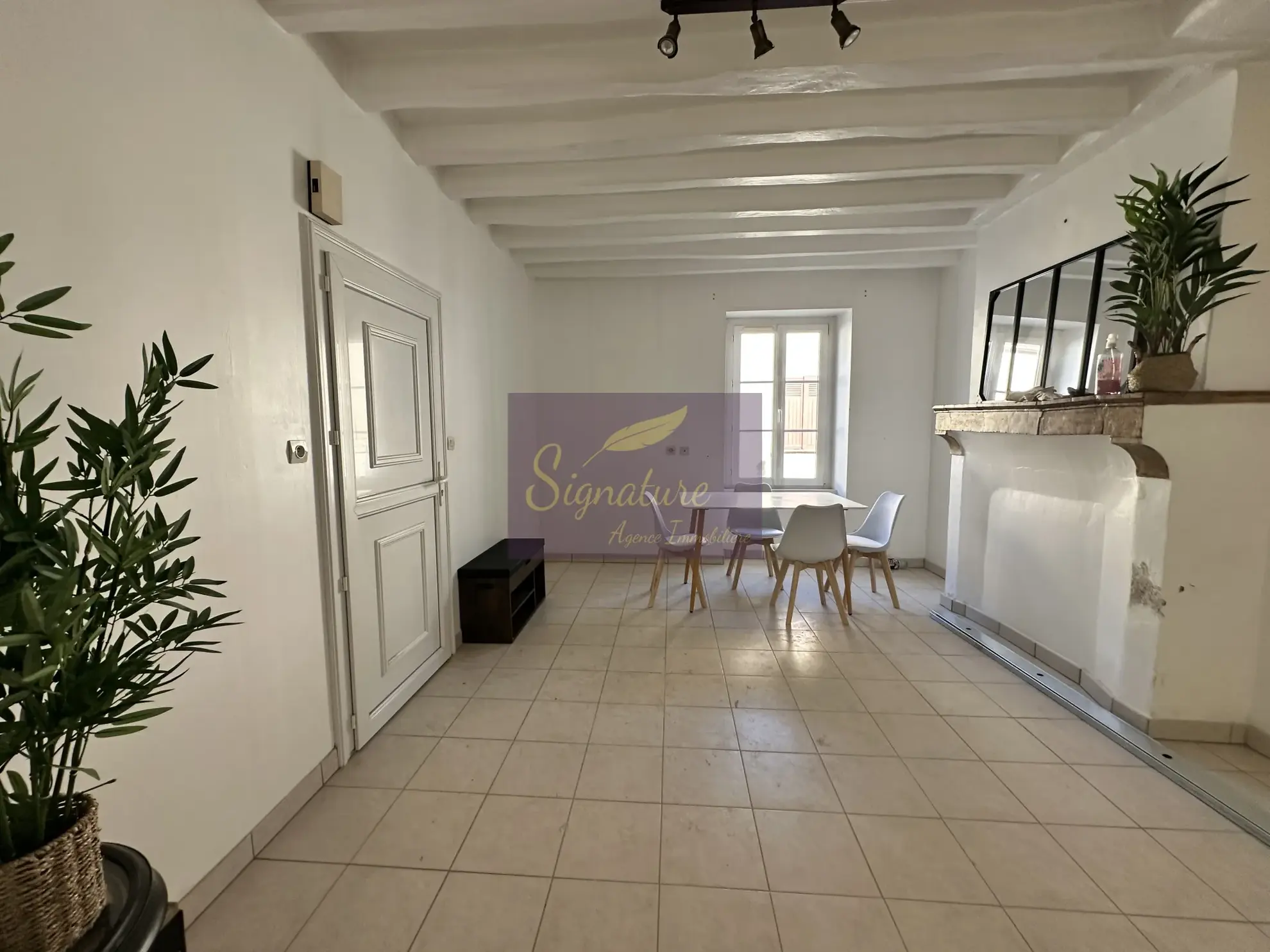 Maison à vendre à Saint Pavin Le Mans avec potentiel d'aménagement et jardin 