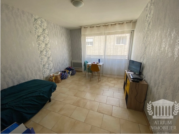 Studio à Nîmes de 23 m² loué, emplacement privilégié – Investissement sûr