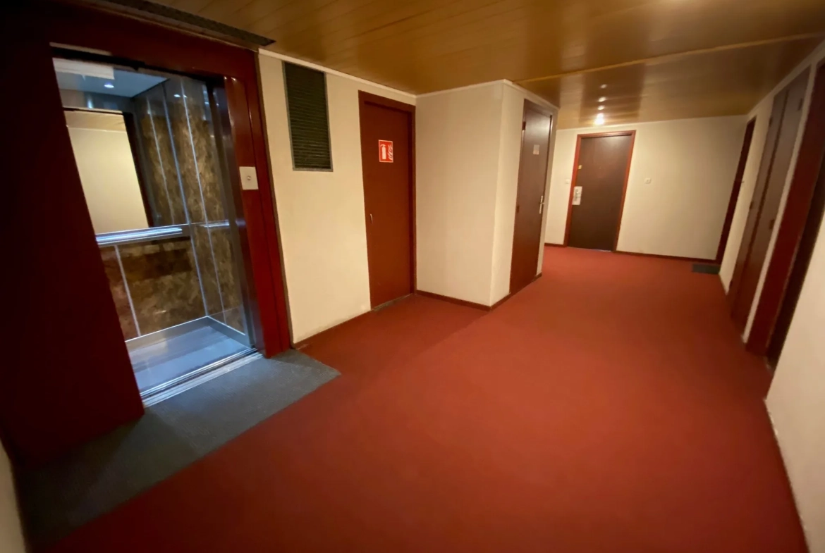 Studio à Nîmes de 23 m² loué, emplacement privilégié – Investissement sûr 