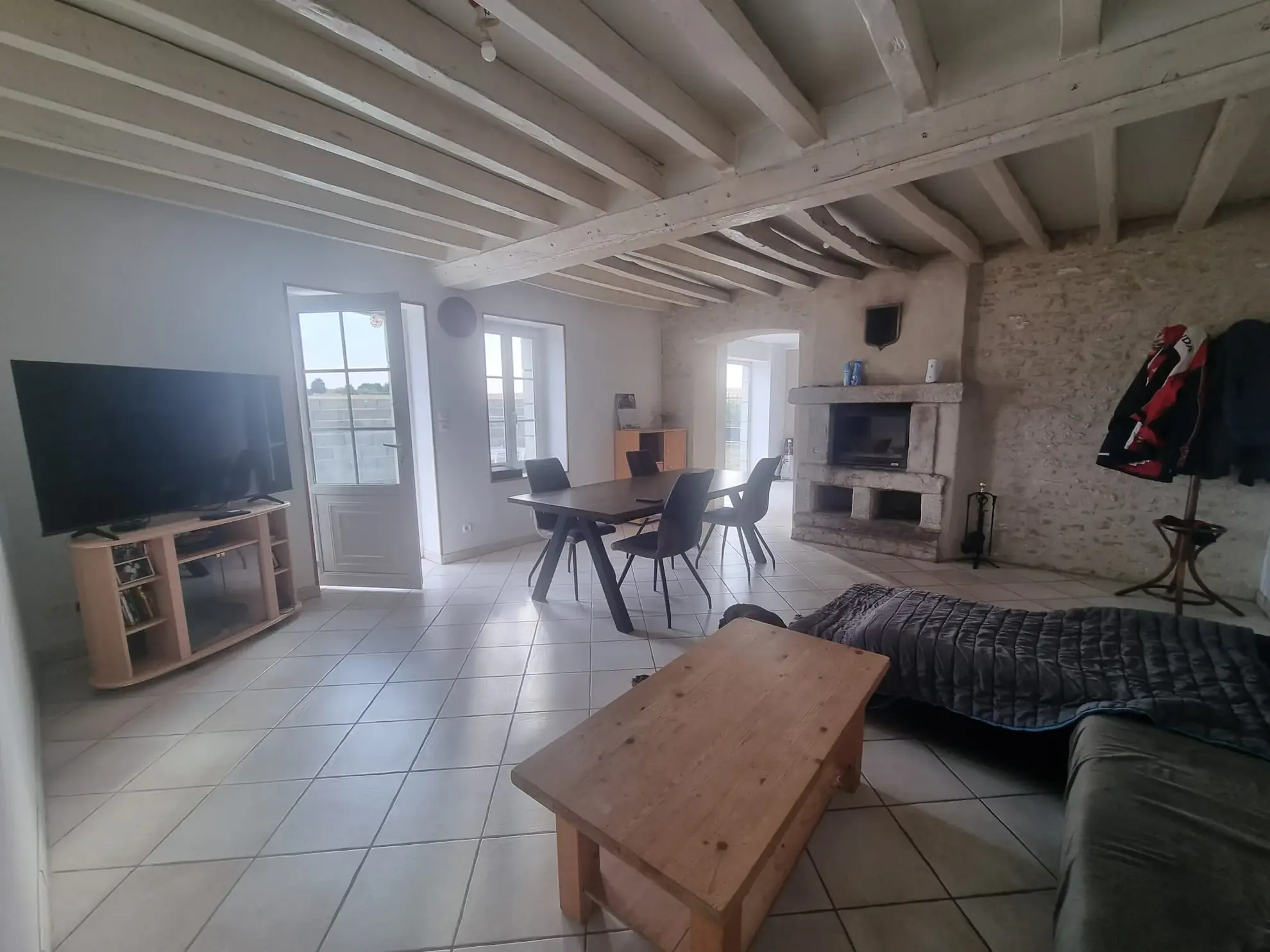 Maison de 148 m² avec dépendance et grand terrain à 15 km d'Alençon 