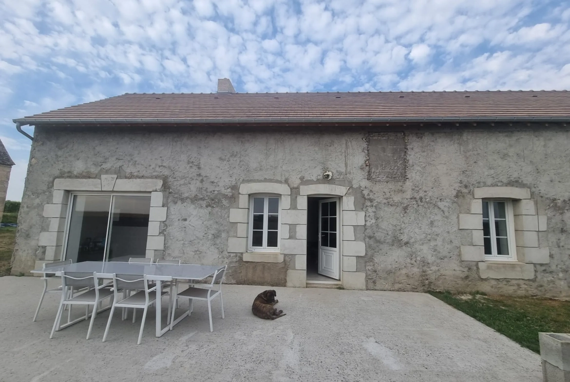 Maison de 148 m² avec dépendance et grand terrain à 15 km d'Alençon 
