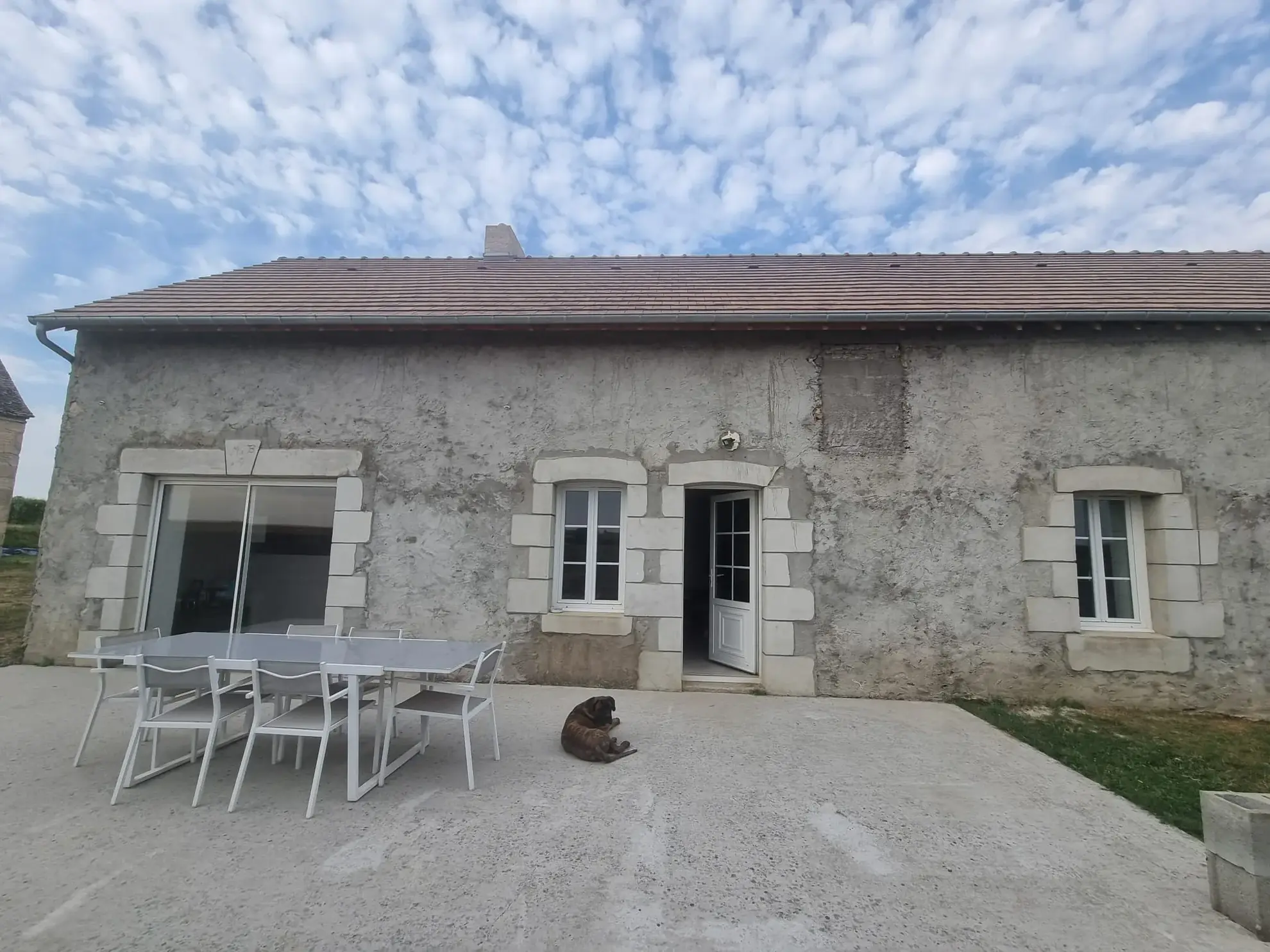Maison de 148 m² avec dépendance et grand terrain à 15 km d'Alençon 