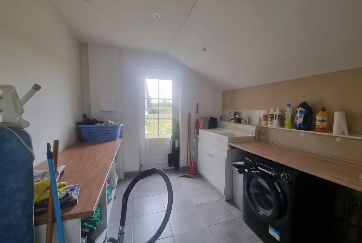 Maison de 148 m² avec dépendance et grand terrain à 15 km d'Alençon 