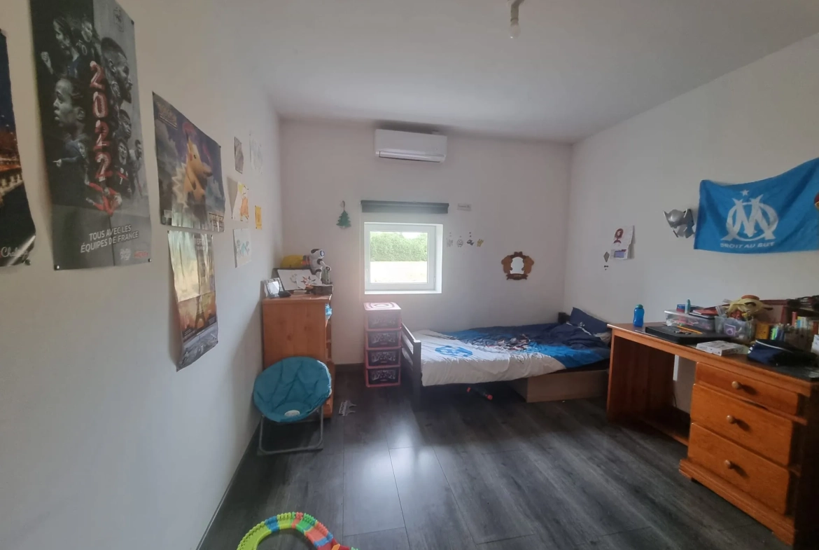 Maison de 148 m² avec dépendance et grand terrain à 15 km d'Alençon 