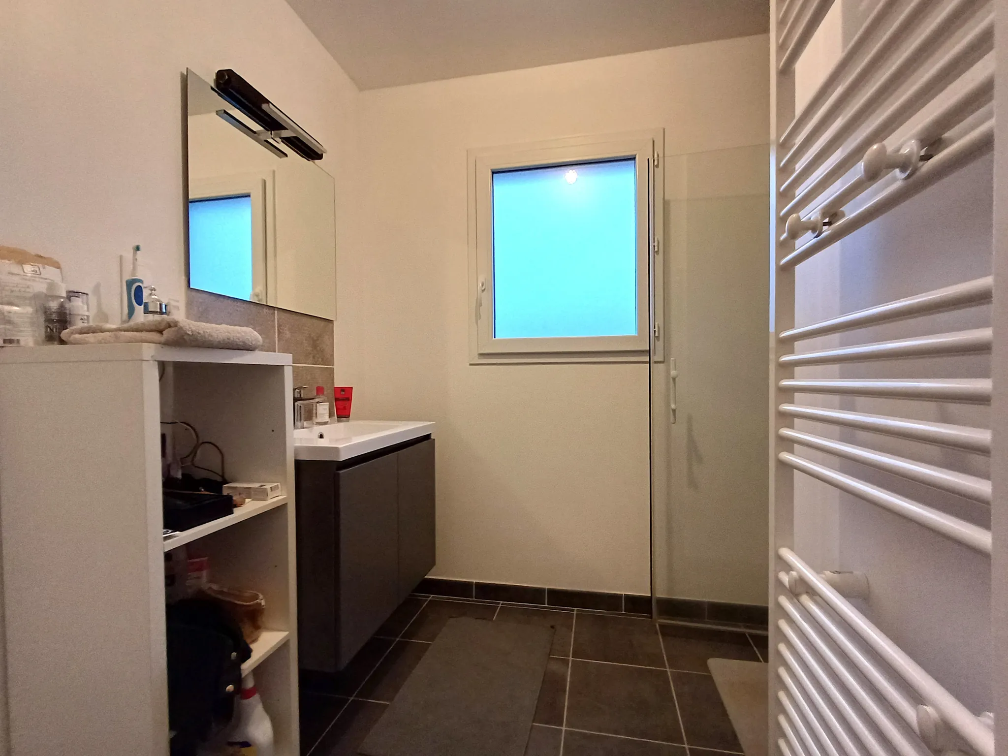 Pavillon contemporain de 2022 avec terrain de 600 m² à Villiers (86) 