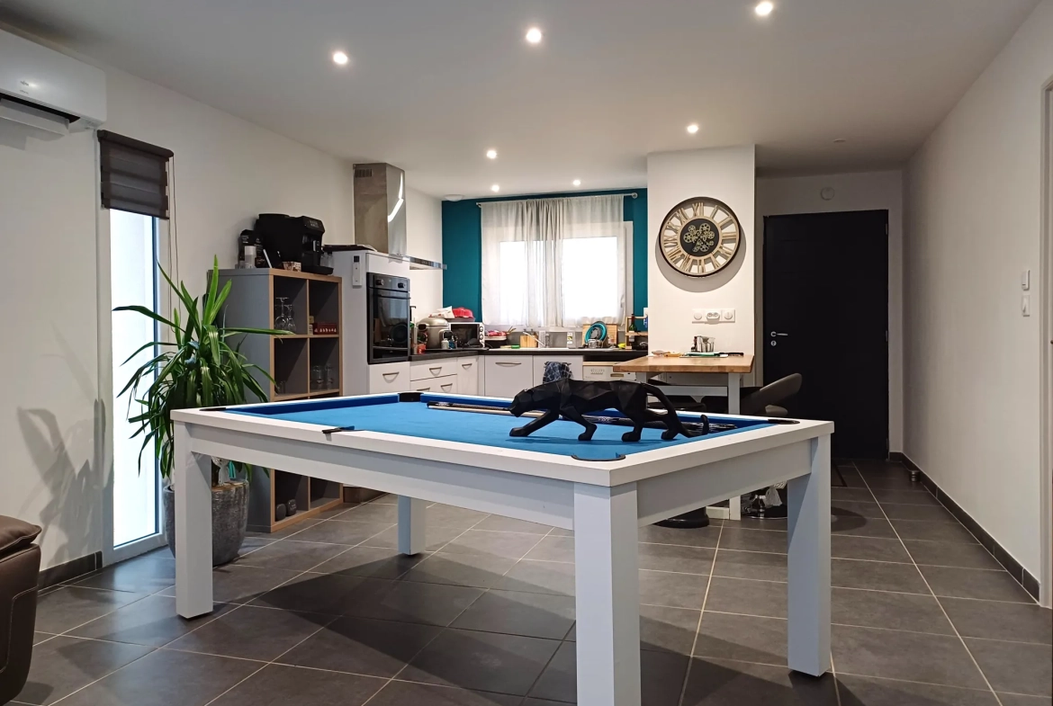 Pavillon contemporain de 2022 avec terrain de 600 m² à Villiers (86) 