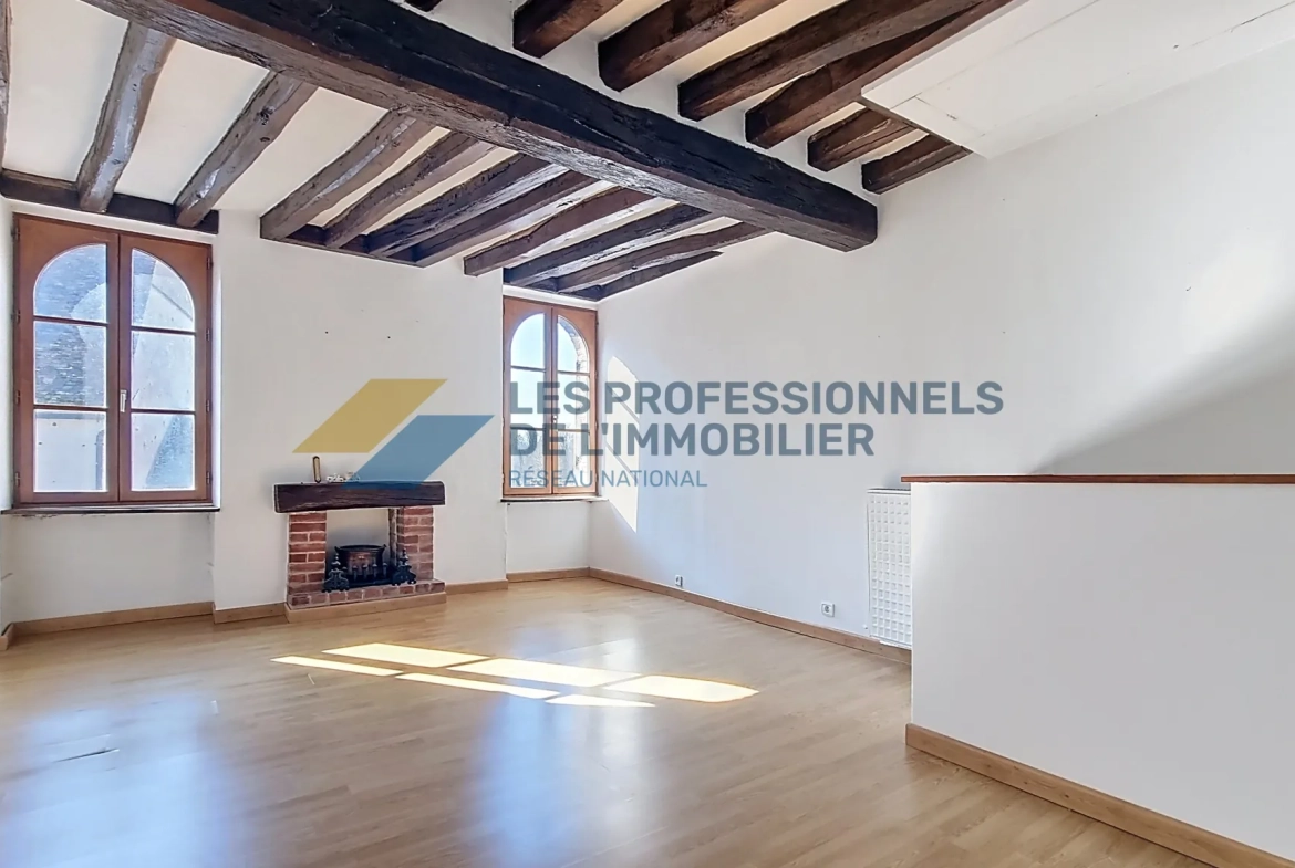 Maison de village avec jardin, terrasse et dépendance à Le Bignon-Mirabeau 