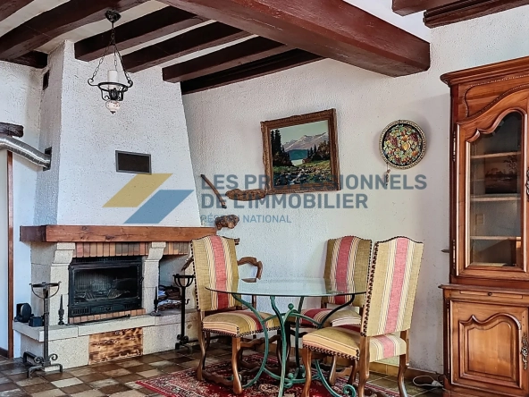 Maison de village avec jardin, terrasse et dépendance à Le Bignon-Mirabeau