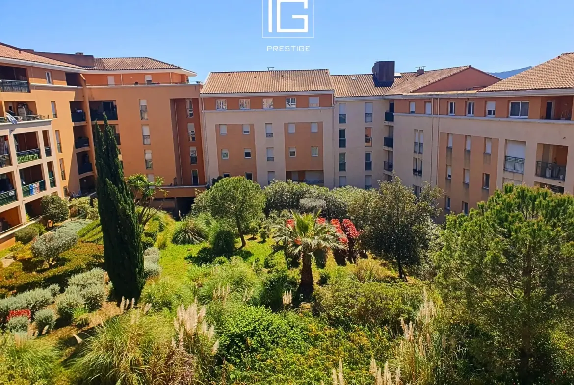 Très bel appartement 3 pièces avec terrasse en vente à La Seyne-sur-Mer 