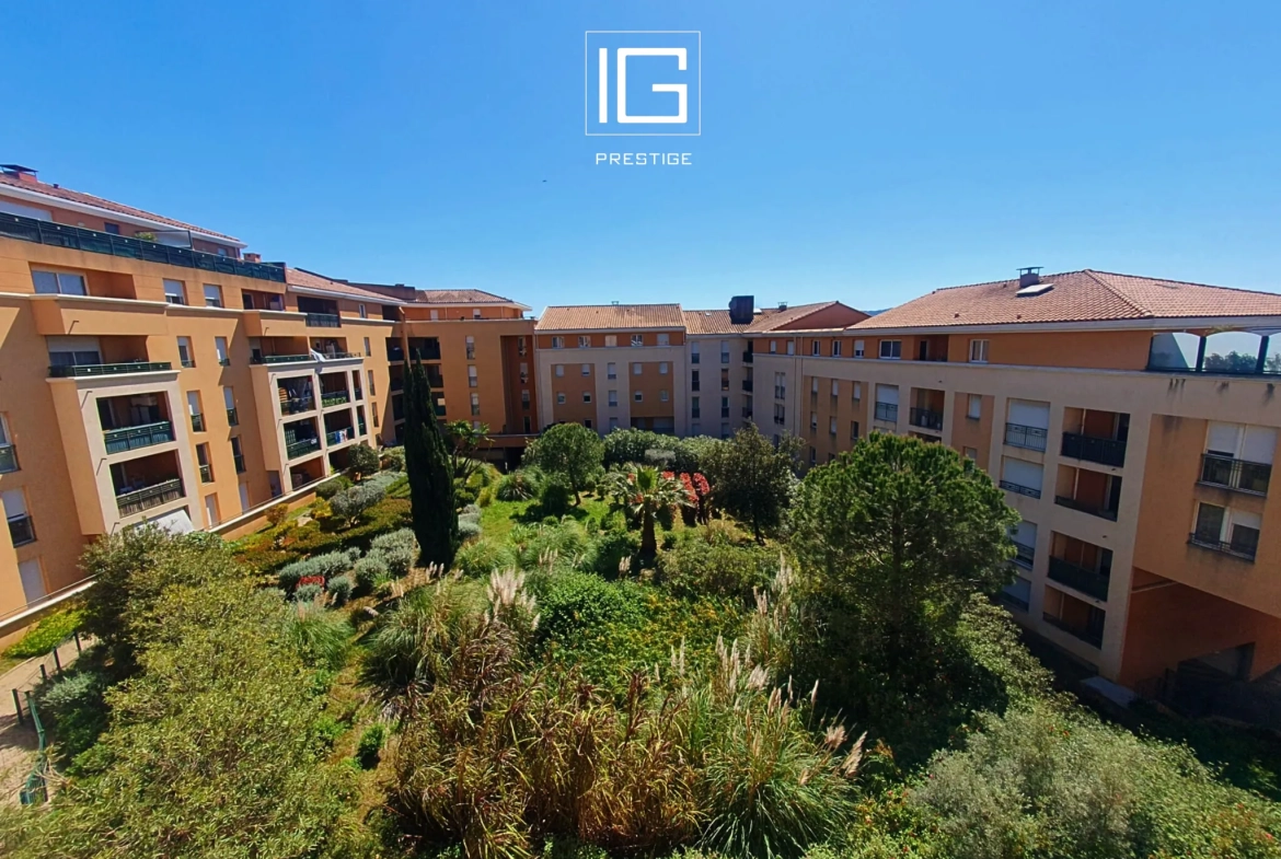 Très bel appartement 3 pièces avec terrasse en vente à La Seyne-sur-Mer 