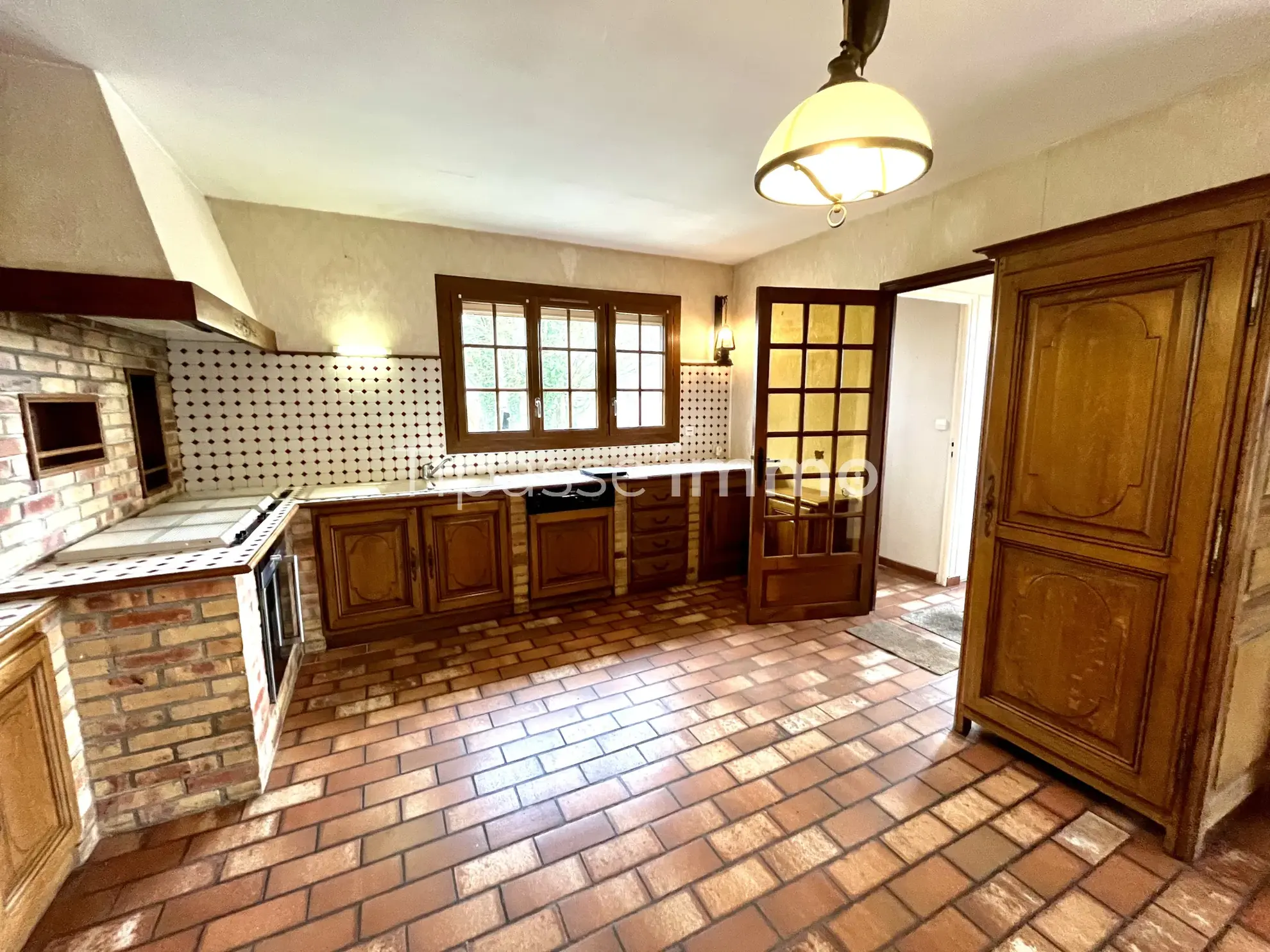 Superbe maison traditionnelle avec parcelle arborée à Bourgtheroulde 