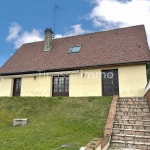 Superbe maison traditionnelle avec parcelle arborée à Bourgtheroulde