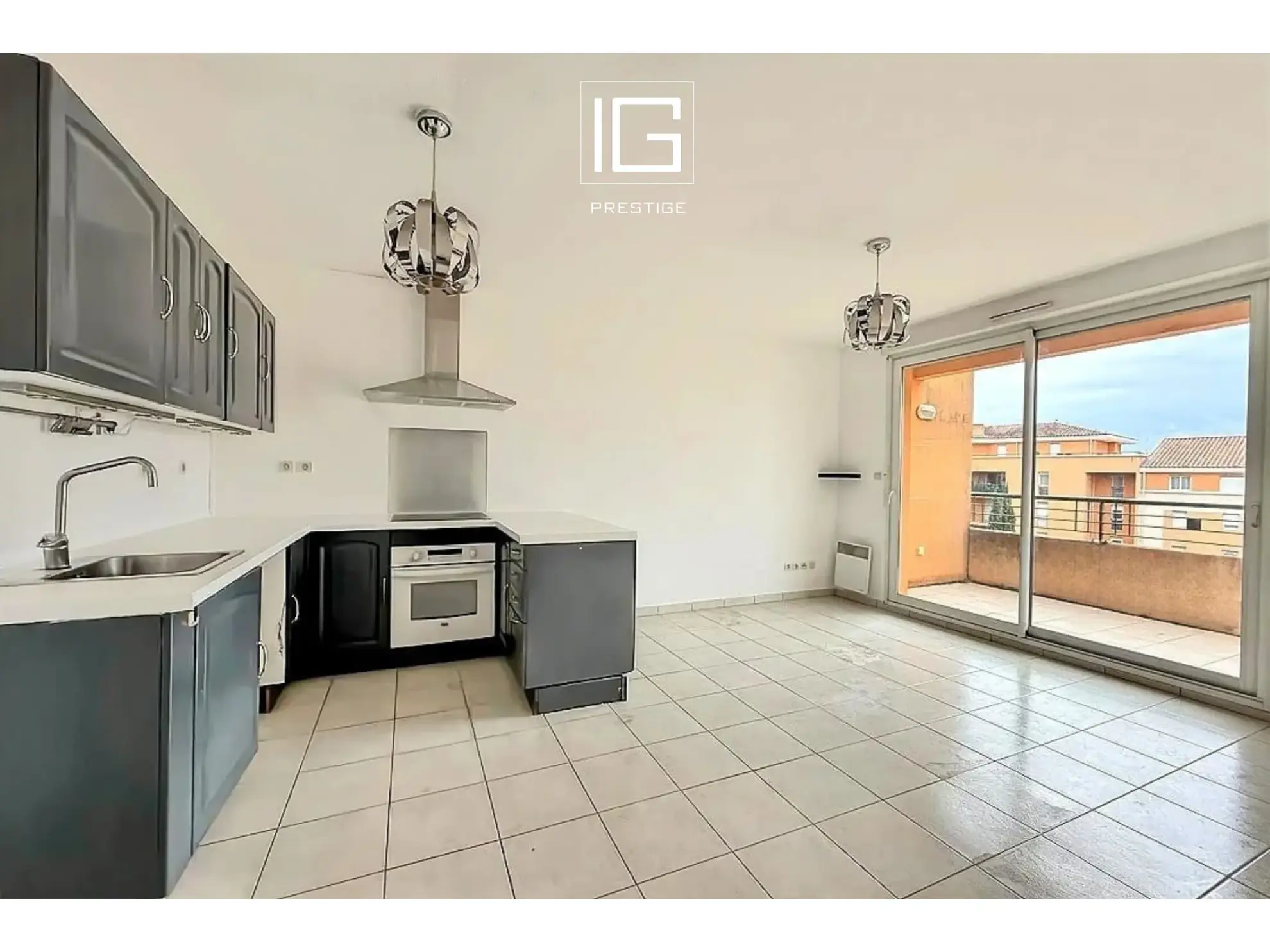 Très bel appartement 3 pièces avec terrasse en vente à La Seyne-sur-Mer 