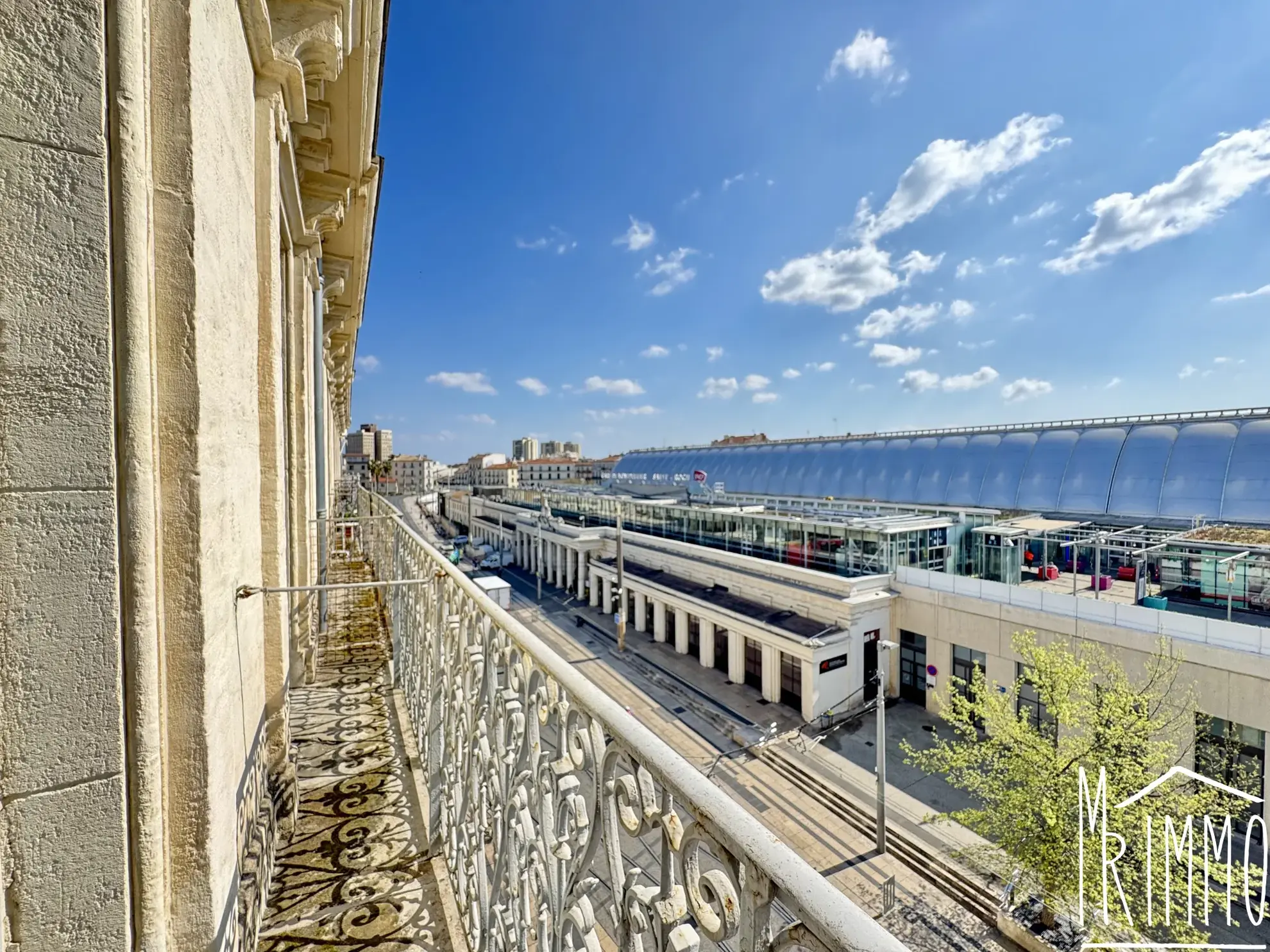 Magnifique T3 de 57 m² à Montpellier Gare, charme et confort au cœur de la ville 