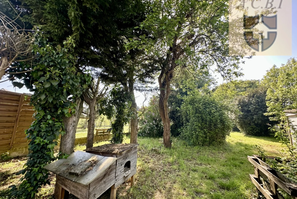 Maison familiale avec grange proche d’Ouzouer-le-Marché - Secteur paisible 